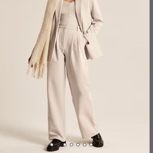 Abercrombie sloane tailored pant